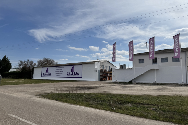 Calleja - Materiales y Servicios - Almacén Mojados - Exterior