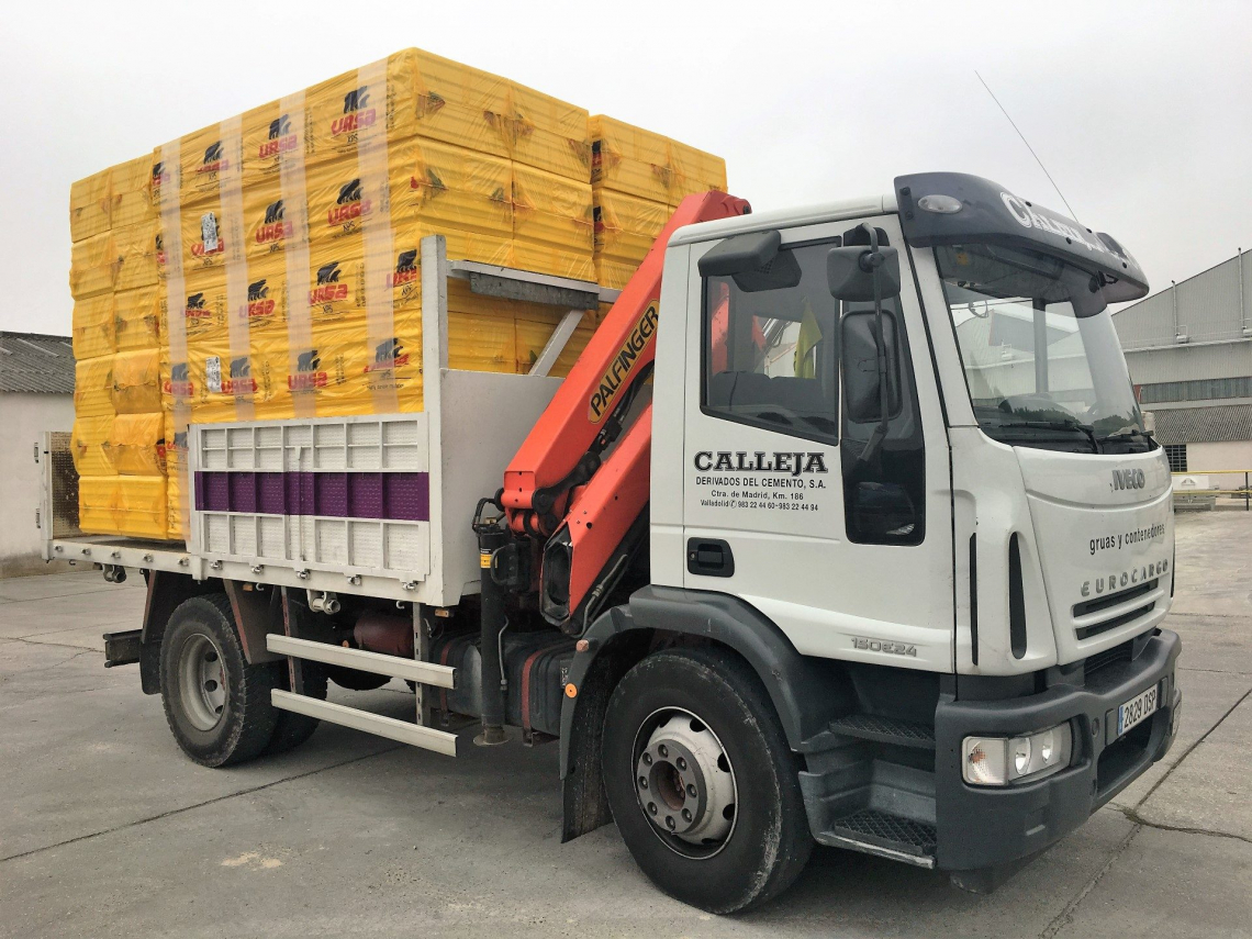 Camion cargado para nuestra obra de La Rondilla