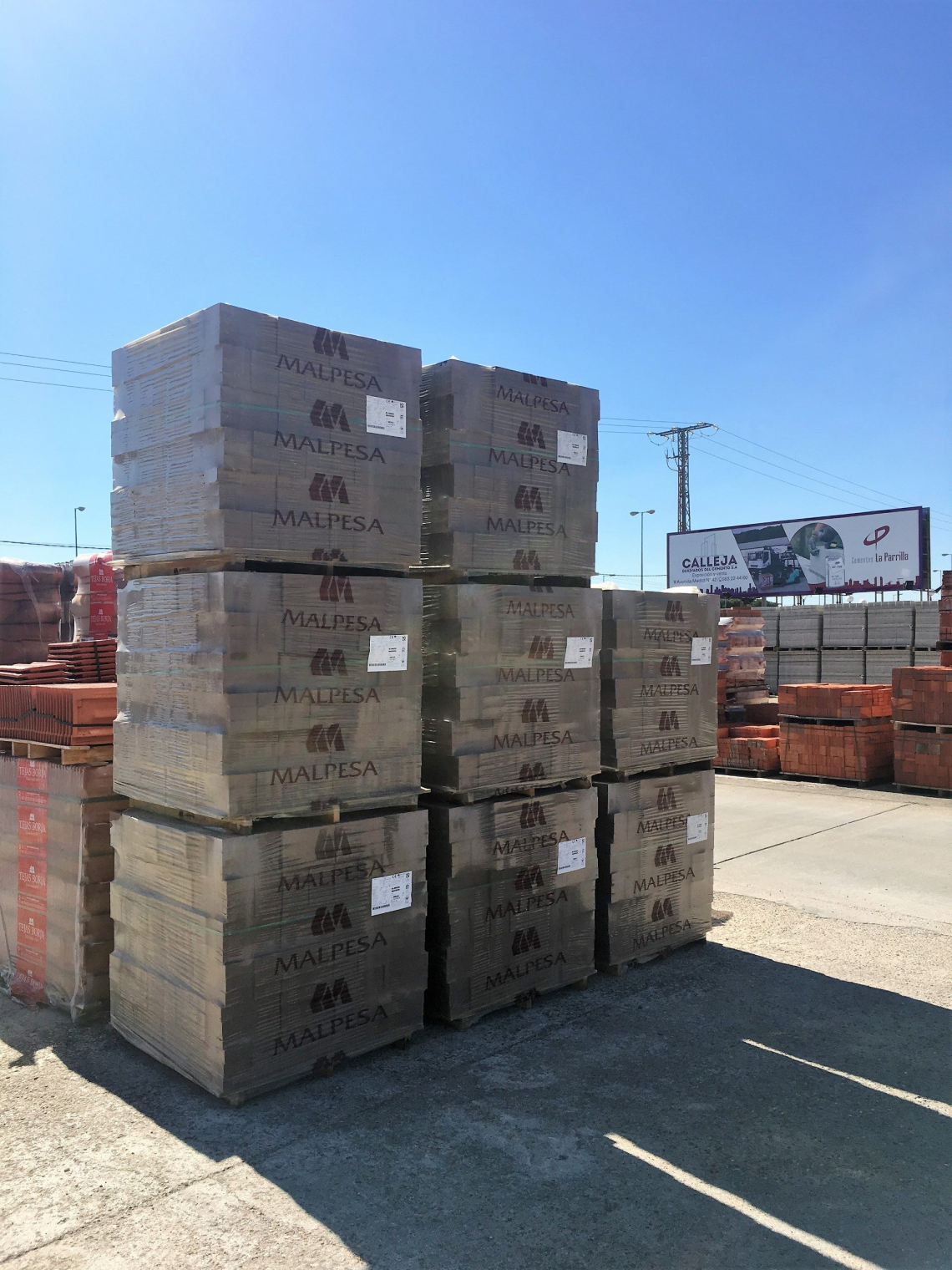 Ladrillo caravista para obra en Urb. La Vega